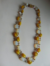 Collier ancien 2 rangs perles  verre Murano vert et  opalescente