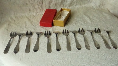 Fourchettes huitres en - fourchettes, a