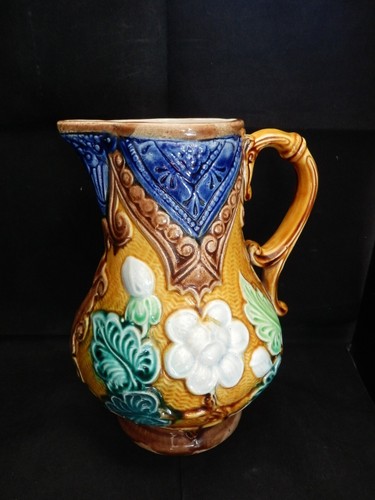 Ancien pichet barbotine - en,
