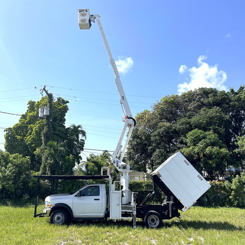 2012 dodge ram 5500 altec - 2012,
