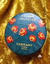 Boite à Poudre veloutée