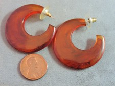 Boucles D'Oreilles Percées En