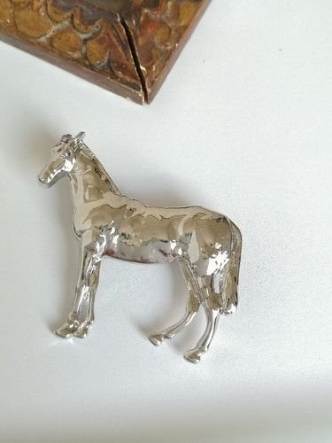 Unisexe broche cheval argenté