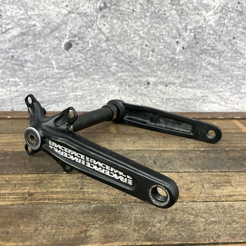 Race face crankset 175mm - face,