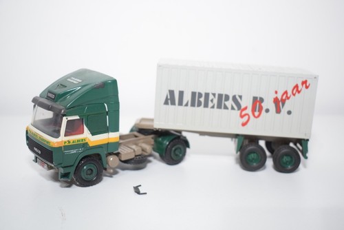 Camion c17 conrad iveco - 1:50,