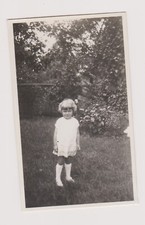 Photo ancienne 🎞️ Enfant jardin Belgique robe blanche 1930 Godelieve 📸
