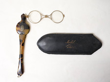 Ancienne paire de Lorgnons binocles face à main écaille dans étui XIXe siècle