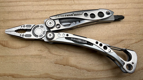 Leatherman skeletool - leatherman,