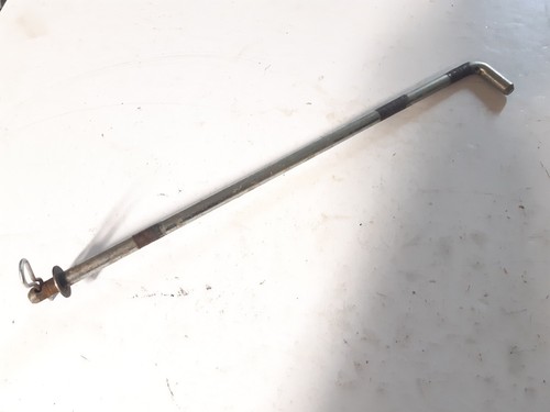 Axe fixation siège de - axe,