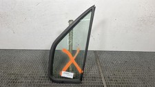Custode avant gauche (porte)