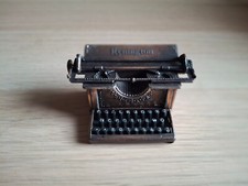 TAILLE CRAYON STYLE ANCIEN -