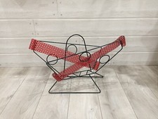 Porte Revues Papillon Vintage Tôle Rouge  Rigitule Perforée Années 50 Rockabilly