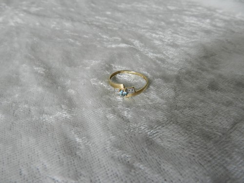 Jolie bague alliance - , en