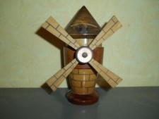 Ancien Moulin A Vent Tirelire