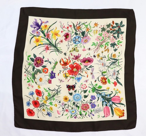 Foulard carré soie gucci - carré,