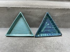 Assiettes Triangle en grès
