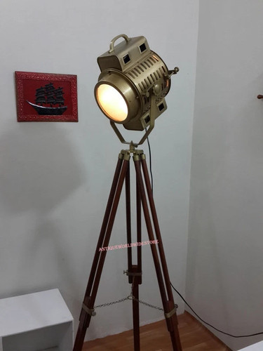 Projecteur théâtre - projecteur,