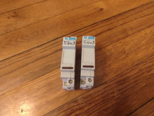 Lot de 2 portes fusibles avec voyant rail din HAGER 20A avec fusibles