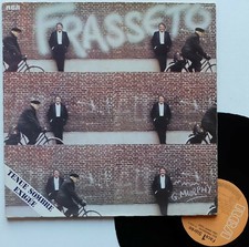 LP 33T Guy Frasseto  "Tenue sombre exigée" - (TB/EX)