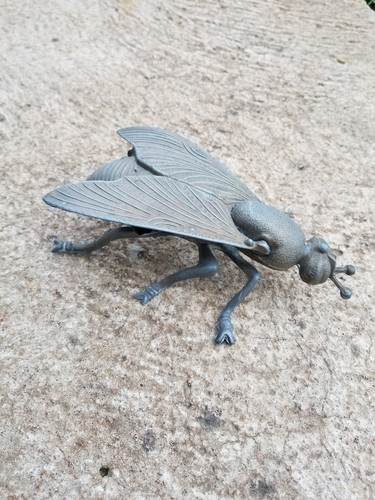 Cendrier mouche - ,