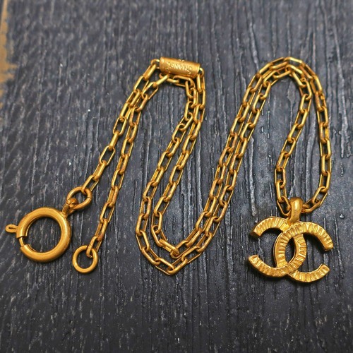 Collier pendentif chaîne