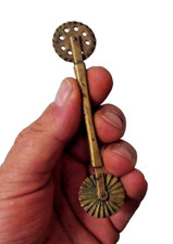 Antique coupe pate de patissier  19 ème