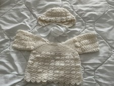 Gilet, bonnet  faits main au crochet pour bébé de 0 à 6 mois