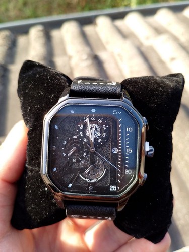 Montre homme carrée - homme, noire