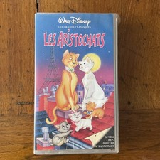 Cassette/VIDEO/VHS     LES