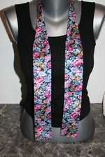 cravate ascot ou foulard en