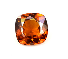 Superbe pierre précieuse en