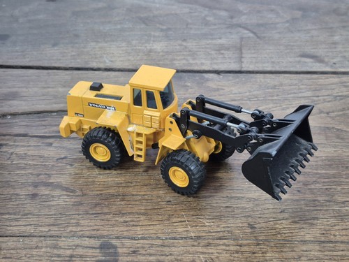 Tracteur pelle volvo joal - pelle,