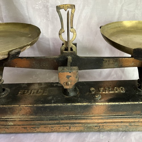 Ancienne balance vintage - ancienne,