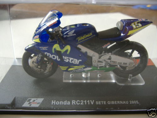 Moto ixo honda rc 211v - 1/24,