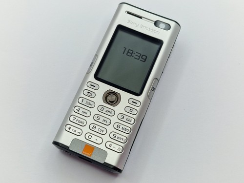 Téléphone portable sony - téléphone,