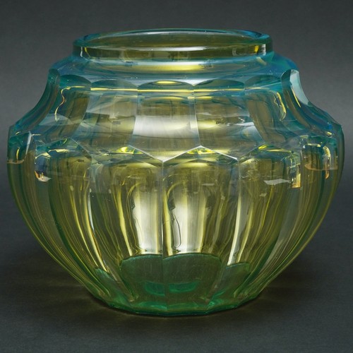 Vase verre taillé - vase,