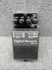 Pédale d'effet Boss RV-5 Digital Reverb pour guitare testée d'occasion