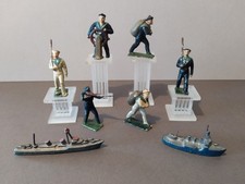 PERSONNAGES PLOMB CREUX