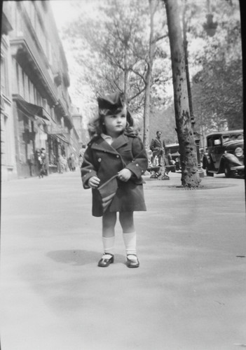 Petite fille uniforme - petite,