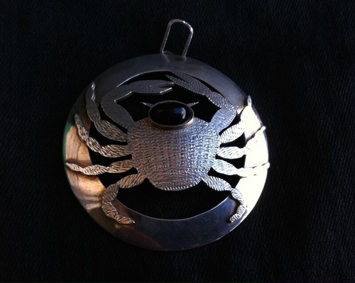 Ancien pendentif crabe - ",