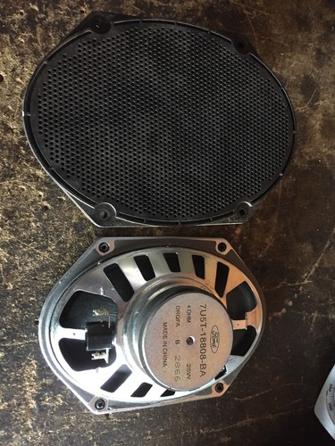 Paire enceintes ford oem - paire,