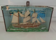 DIORAMA MAQUETTE VOILIER 3 MATS SOUS VERRE A SUSPENDRE