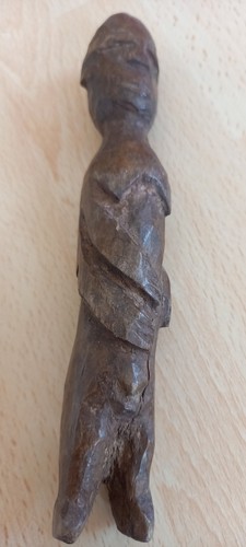 Statuette africaine ancienne - statuette,
