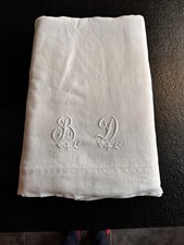 Ancien Drap en lin brodé avec