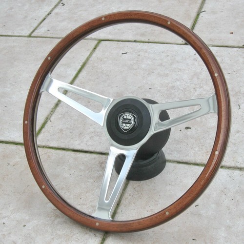 Volant bois 38cm complet - volant,