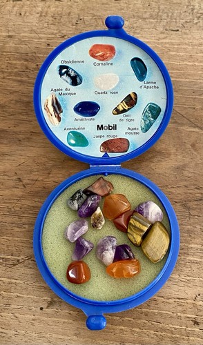 Boîte plastique bleu avec - en,