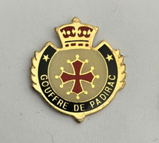 96 - Pin's GOUFFRE DE PADIRAC - CROIX OCCITANE COAT OF ARMS