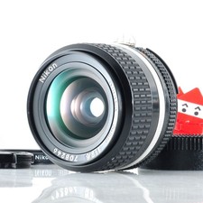 Objectif grand angle Nikon