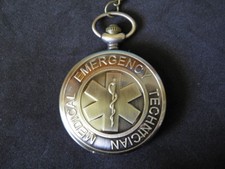 MONTRE POUR INFIRMIERE SAVONNETTE A GOUSSET DE POCHE AVEC CHAINE CAPOT PROTECTIO