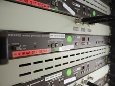 PHILIPS Multi Secam Colour Générateur Pm 5632/01 #202